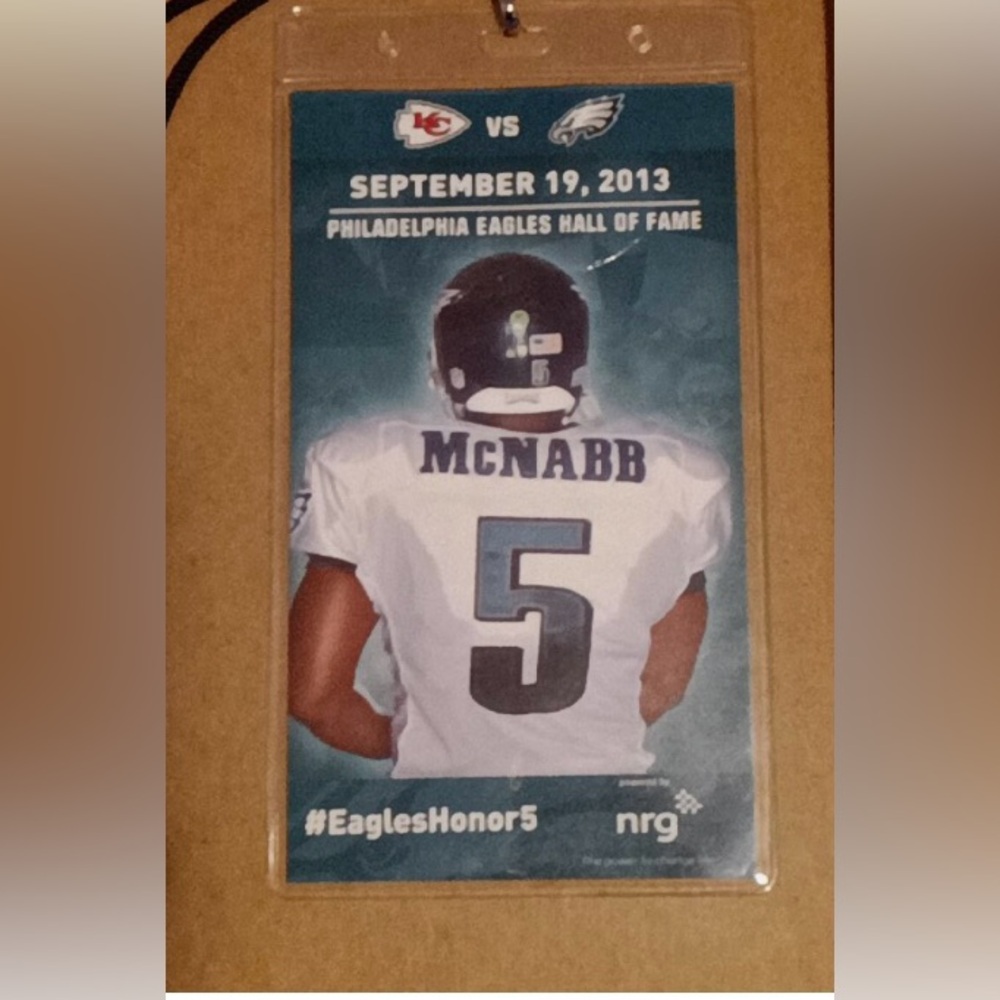 NFL EAGLES PHILADELPHIA Hall of Fame Ticket McNabb Lanyard with the Game Ticket - Picture 10 of 12